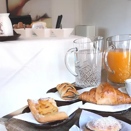 Dimore Annunziata Gæstehus 3*