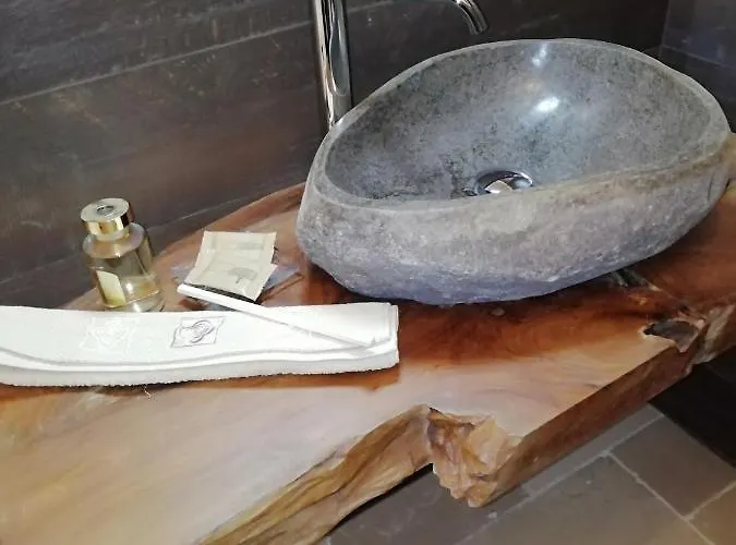 Dimore Annunziata Affittacamere Aradeo